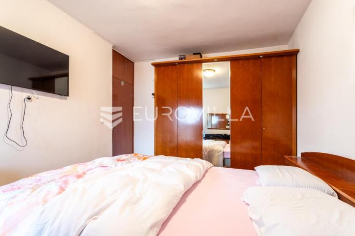Split, Sućidar, odličan trosoban stan ukupne površine 84 m²
