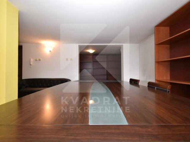 Izdavanje, Kuća, Podgorica, Gorica C, 300m2