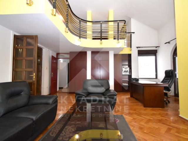 Izdavanje, Kuća, Podgorica, Gorica C, 300m2
