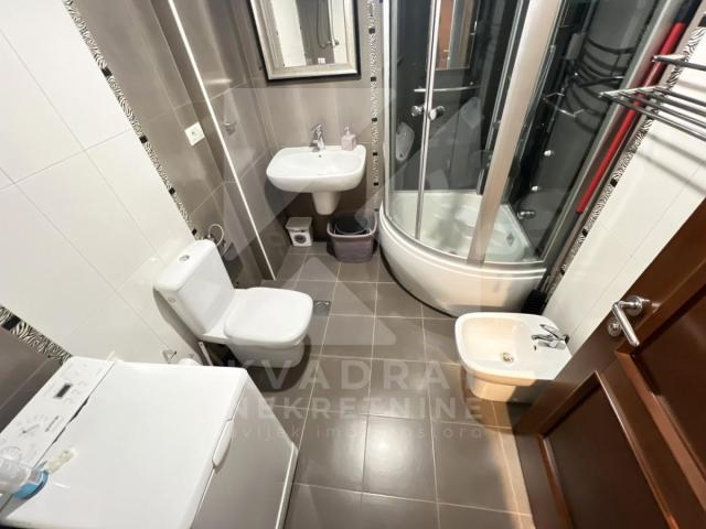 Izdavanje, Dvosoban stan, Podgorica, Centar, 65m2