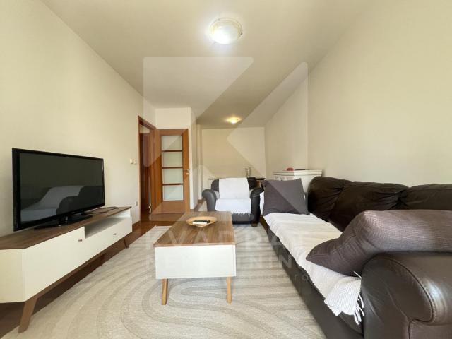 Izdavanje, Dvosoban stan, Podgorica, Preko Morače, 75m2