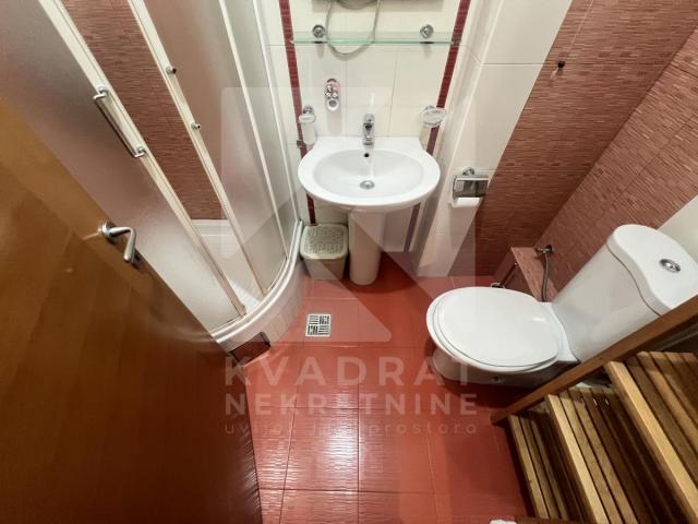 Izdavanje, Dvosoban stan, Podgorica, Preko Morače, 75m2