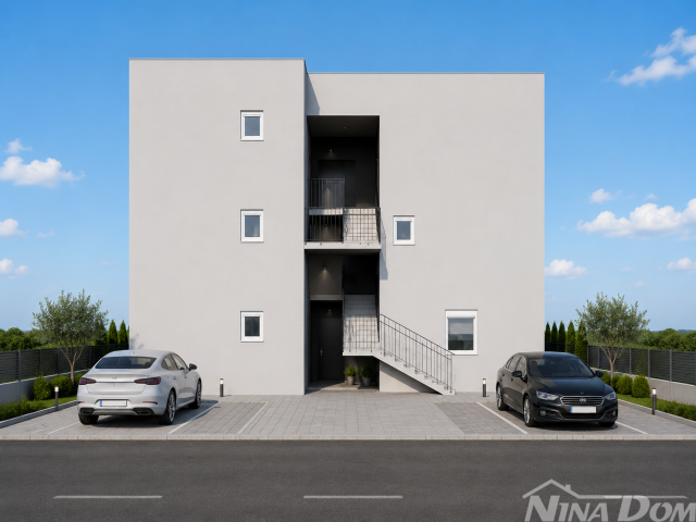 PRIVLAKA DALMACIJA-  NOVOGRADNJA- 300 METARA OD MORA