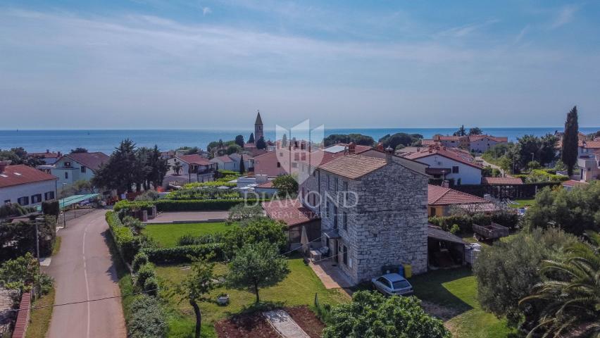 Umag, Lovrečica, Trosoban stan na prvom katu!