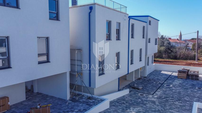 Umag, Lovrečica, Trosoban stan u blizini mora!