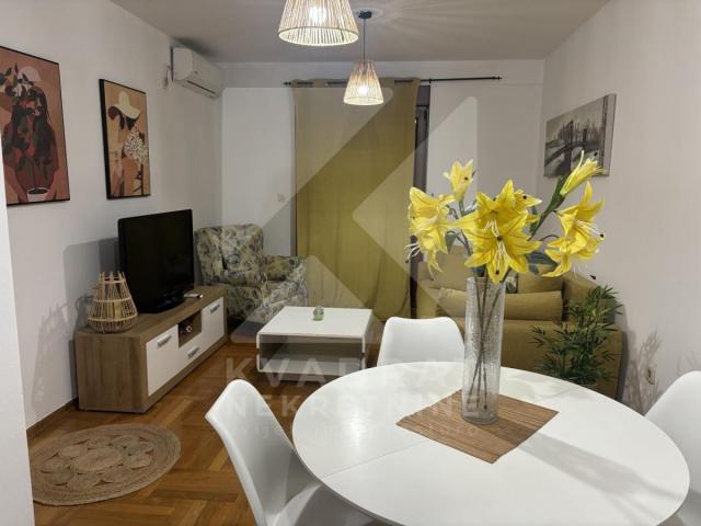 Izdavanje, Jednosoban stan, Podgorica, Stari Aerodrom, 45m2