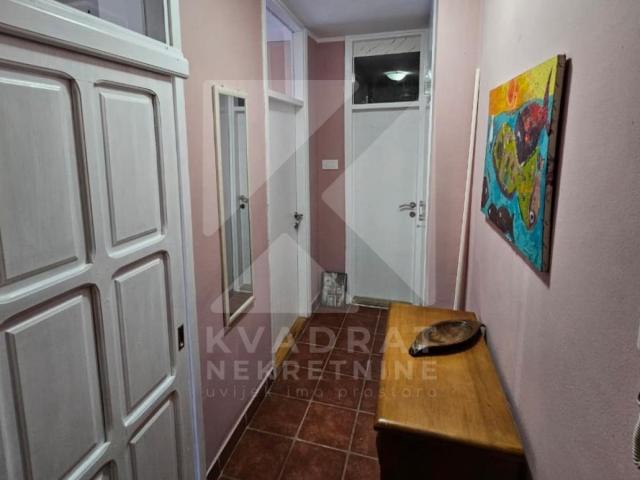 Izdavanje, Jednosoban stan, Podgorica, Preko Morače, 41m2