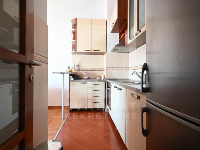 Izdavanje, Jednosoban stan, Podgorica, Preko Morače, 50m2