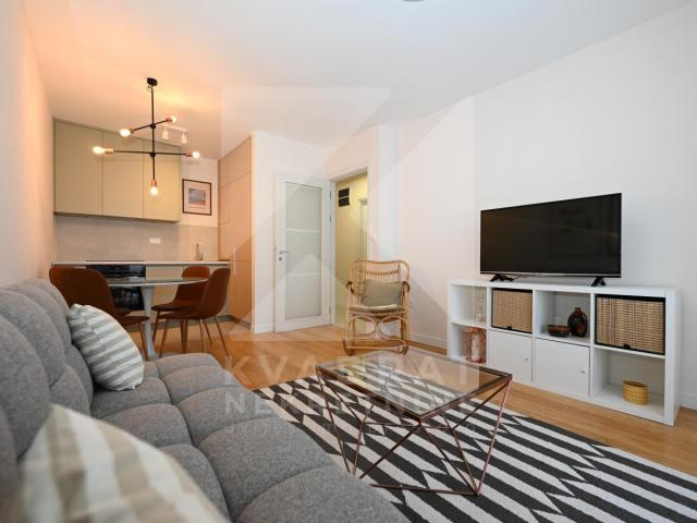 Izdavanje, Jednosoban stan, Podgorica, Pobrežje, 39m2