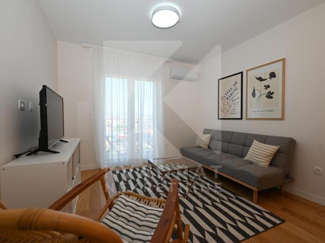 Izdavanje, Jednosoban stan, Podgorica, Pobrežje, 39m2