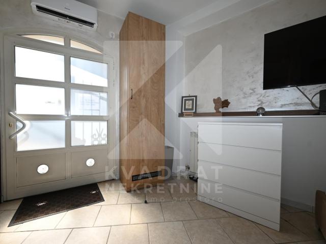 Izdavanje, Garsonjera, Podgorica, Stara Varoš, 35m2