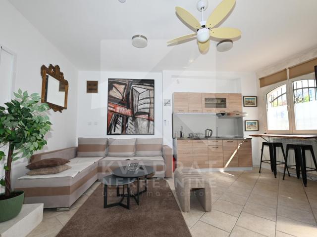 Izdavanje, Garsonjera, Podgorica, Stara Varoš, 35m2