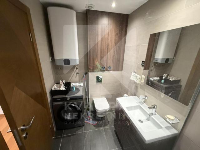 Izdavanje, Dvosoban stan, Podgorica, Ljubović, 49m2
