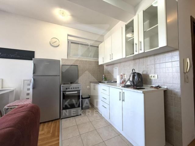 Izdavanje, Garsonjera, Podgorica, Tuški Put, 29m2