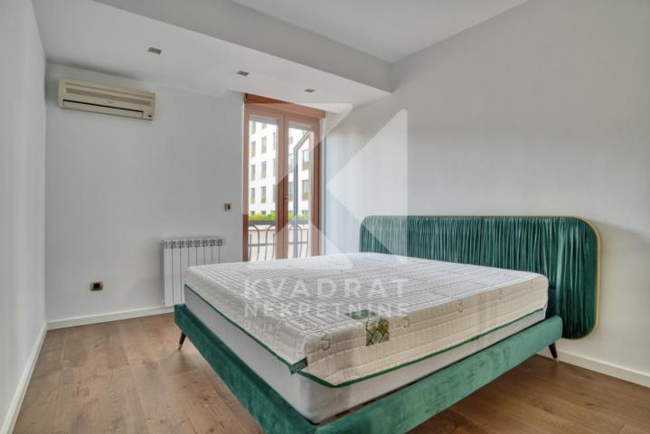 Izdavanje, Dvosoban stan, Podgorica, Centar, 90m2