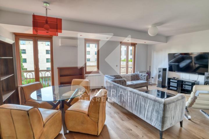 Izdavanje, Dvosoban stan, Podgorica, Centar, 90m2