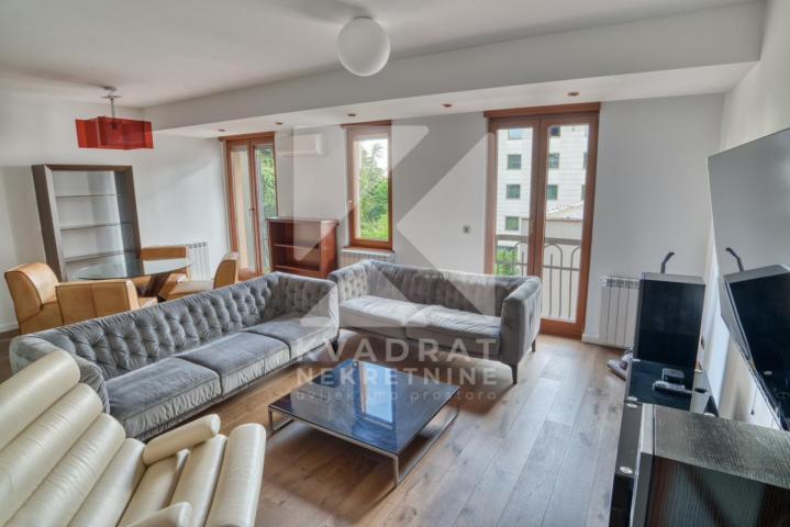 Izdavanje, Dvosoban stan, Podgorica, Centar, 90m2