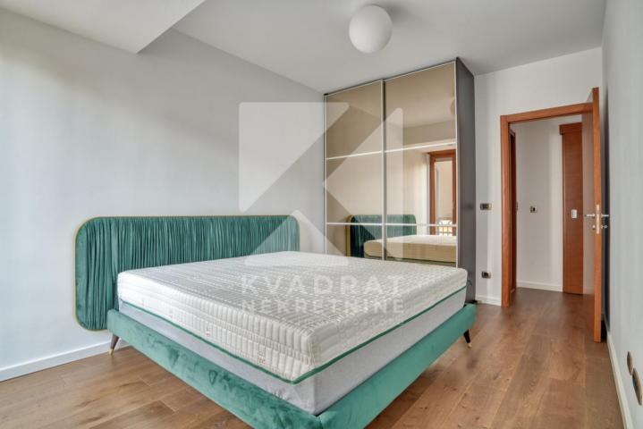 Izdavanje, Dvosoban stan, Podgorica, Centar, 90m2