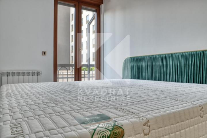 Izdavanje, Dvosoban stan, Podgorica, Centar, 90m2