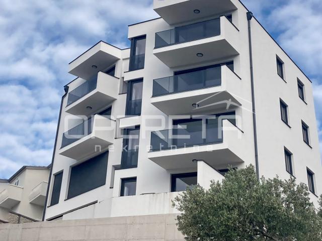 Novogradnja, stan s pogledom na more – Primošten, 63,27 m²