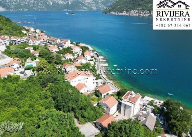 Prodaje se luksuzna vila u prvom redu uz more Stoliv Kotor