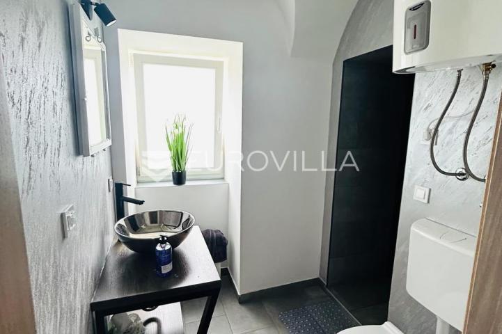 Varaždin, Centar, potpuno renoviran stan 86 m² u centru, idealno za život i najam