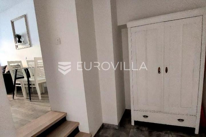 Varaždin, Centar, potpuno renoviran stan 86 m² u centru, idealno za život i najam
