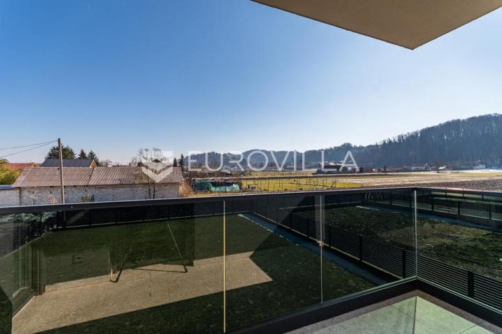 Cestica, Babinec, luksuzna obiteljska kuća NOVOGRADNJA