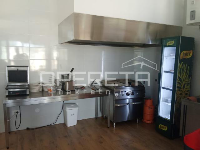 Istra, okolica Poreča – ugostiteljski objekt 180 m² uz more

