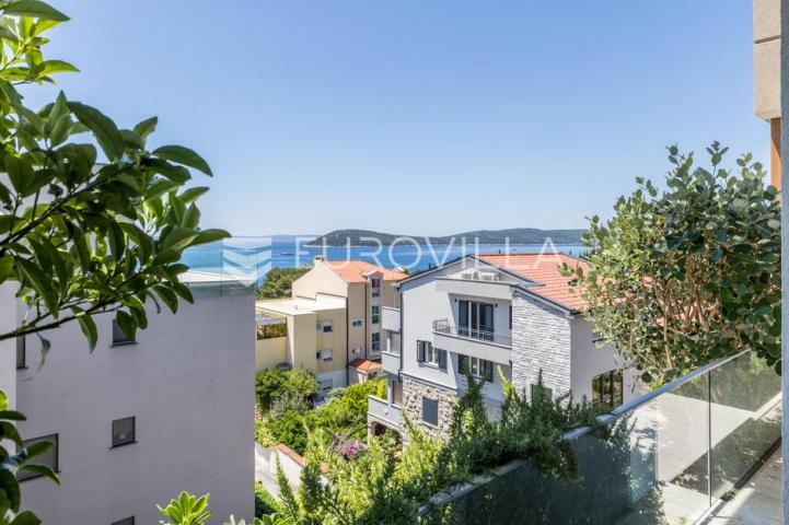Split, Meje, luksuzan stan s pogledom na more