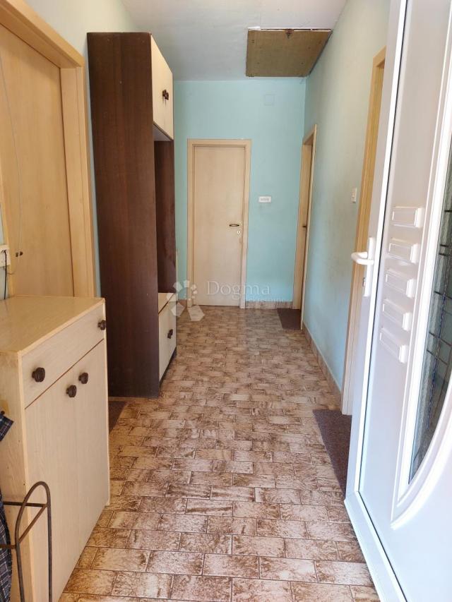  Božava Dugi Otok samostojeća kuća sa visokim potkrovljem 