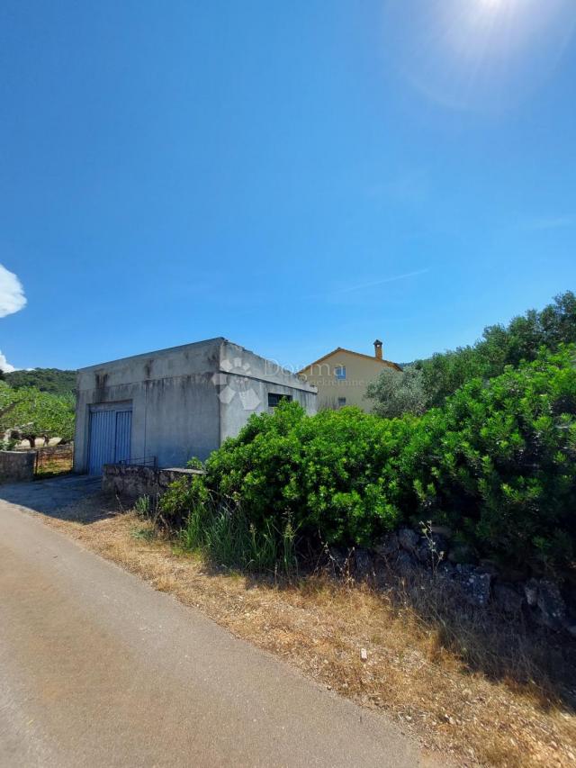  Božava Dugi Otok samostojeća kuća sa visokim potkrovljem 