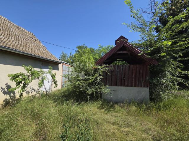 Vikendica u prirodi s 4.789 m² zemljišta