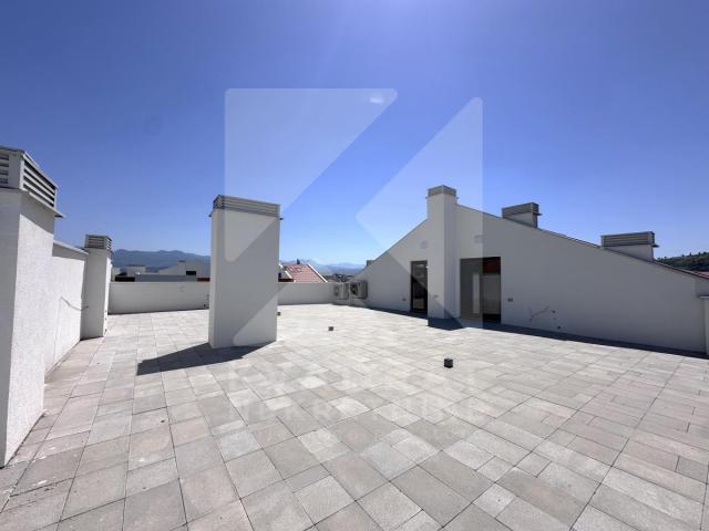 Izdavanje, Petosoban stan, Podgorica, Zabjelo, 340m2