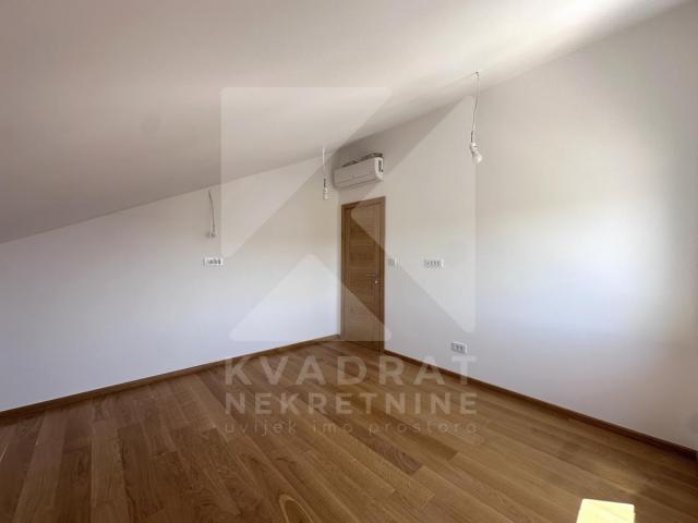 Izdavanje, Petosoban stan, Podgorica, Zabjelo, 340m2