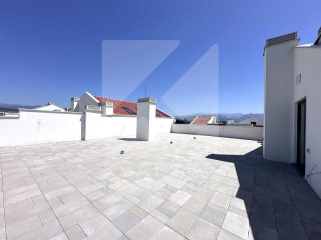 Izdavanje, Petosoban stan, Podgorica, Zabjelo, 340m2
