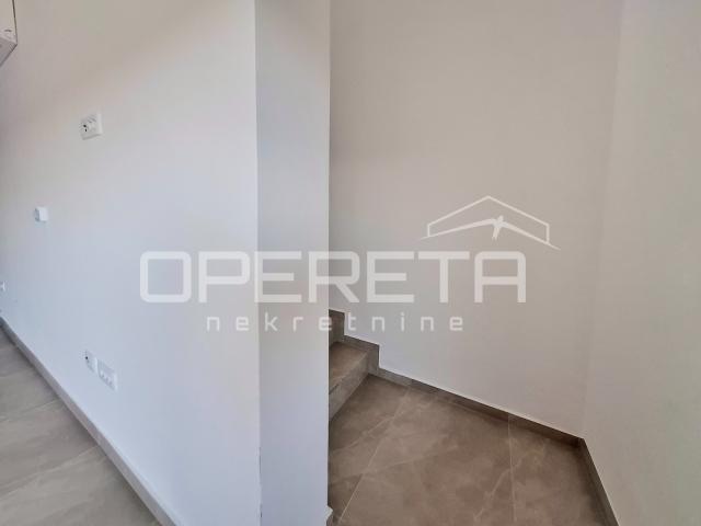 USELJIVO! Privlaka/Zadar - Penthouse A201, 70m od mora