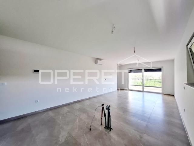 USELJIVO! Privlaka/Zadar - Penthouse A201, 70m od mora