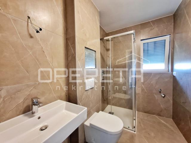 USELJIVO! Privlaka/Zadar - Penthouse A201, 70m od mora