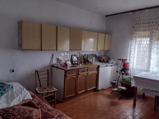 Haus Gvozd, 240m2