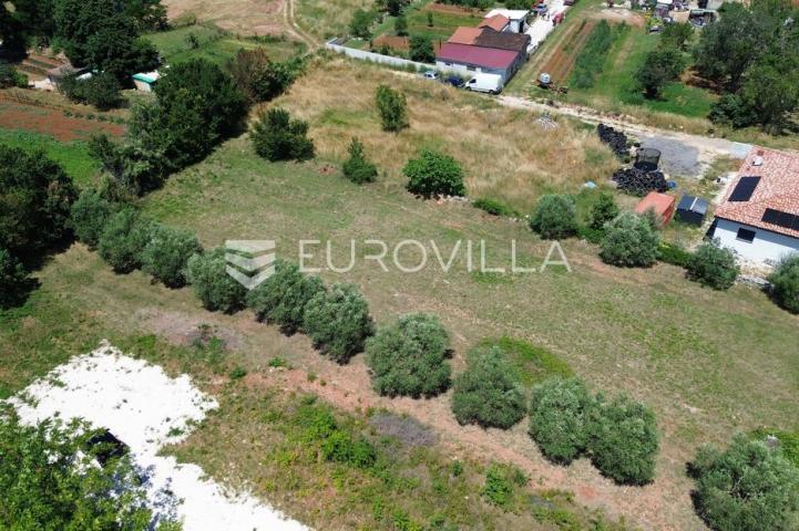 Istra, Vodnjan, građevinsko zemljište na traženoj poziciji