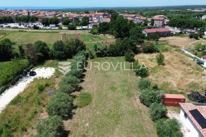 Istra, Vodnjan, građevinsko zemljište na traženoj poziciji