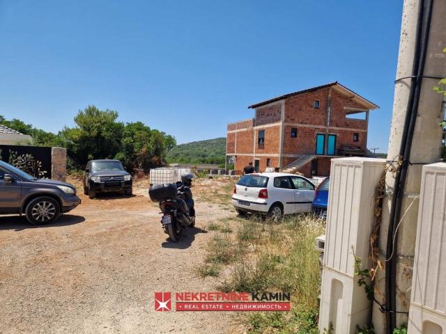 Na prodaju plac 454m2 u naselju Zagora, Kotor