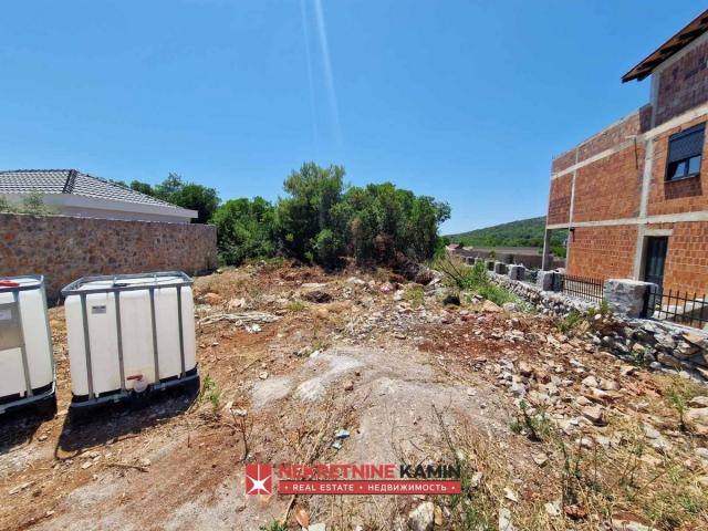 Na prodaju plac 454m2 u naselju Zagora, Kotor