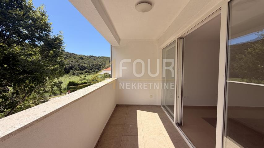 Otok Rab, Palit, 72.25m2, 2s+db, pogled na more