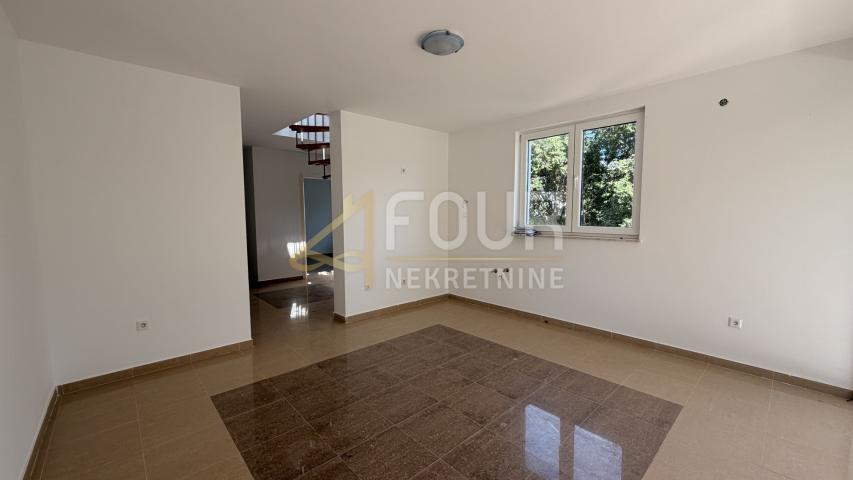 Otok Rab, Palit, 72.25m2, 2s+db, pogled na more
