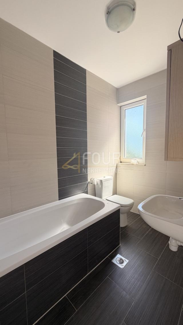 Otok Rab, Palit, 72.25m2, 2s+db, pogled na more