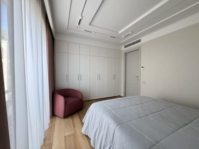 Prodaja, Stan, 247m2 , Porto Montenegro