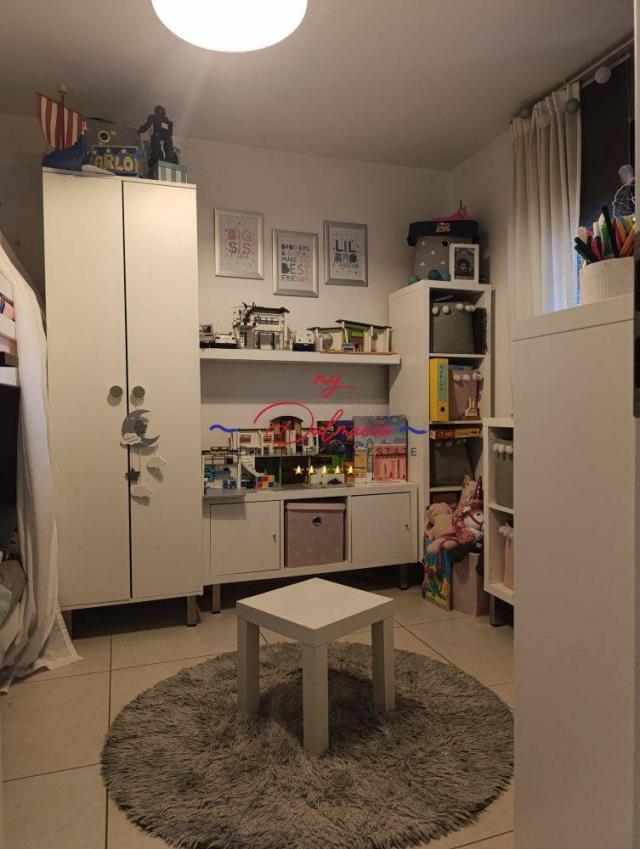 Vir, kuća s 3 stana, mogućnost proširenja, s bazenom