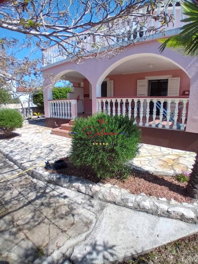 Kuća Vir-Južna strana 2 Apartmani u blizini plaže